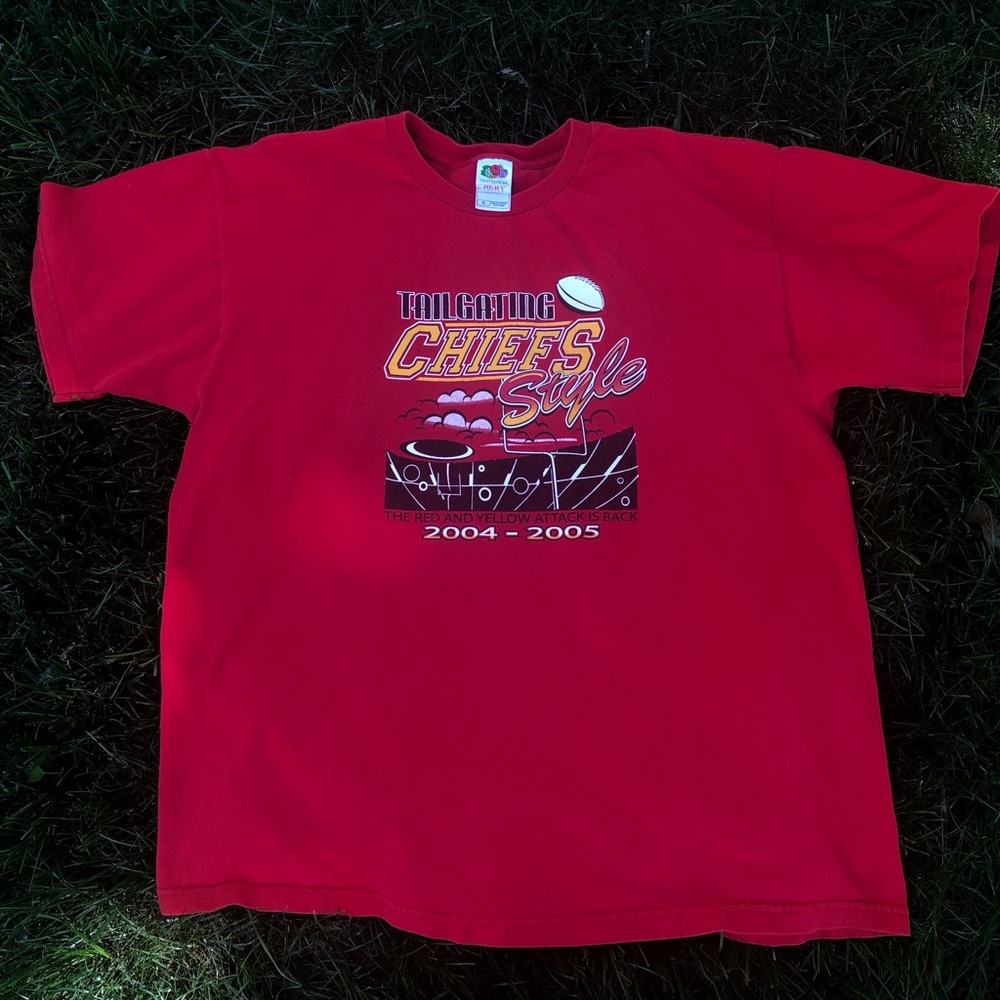 VINTAGE CHIEFS TAILGATING SHIRT
